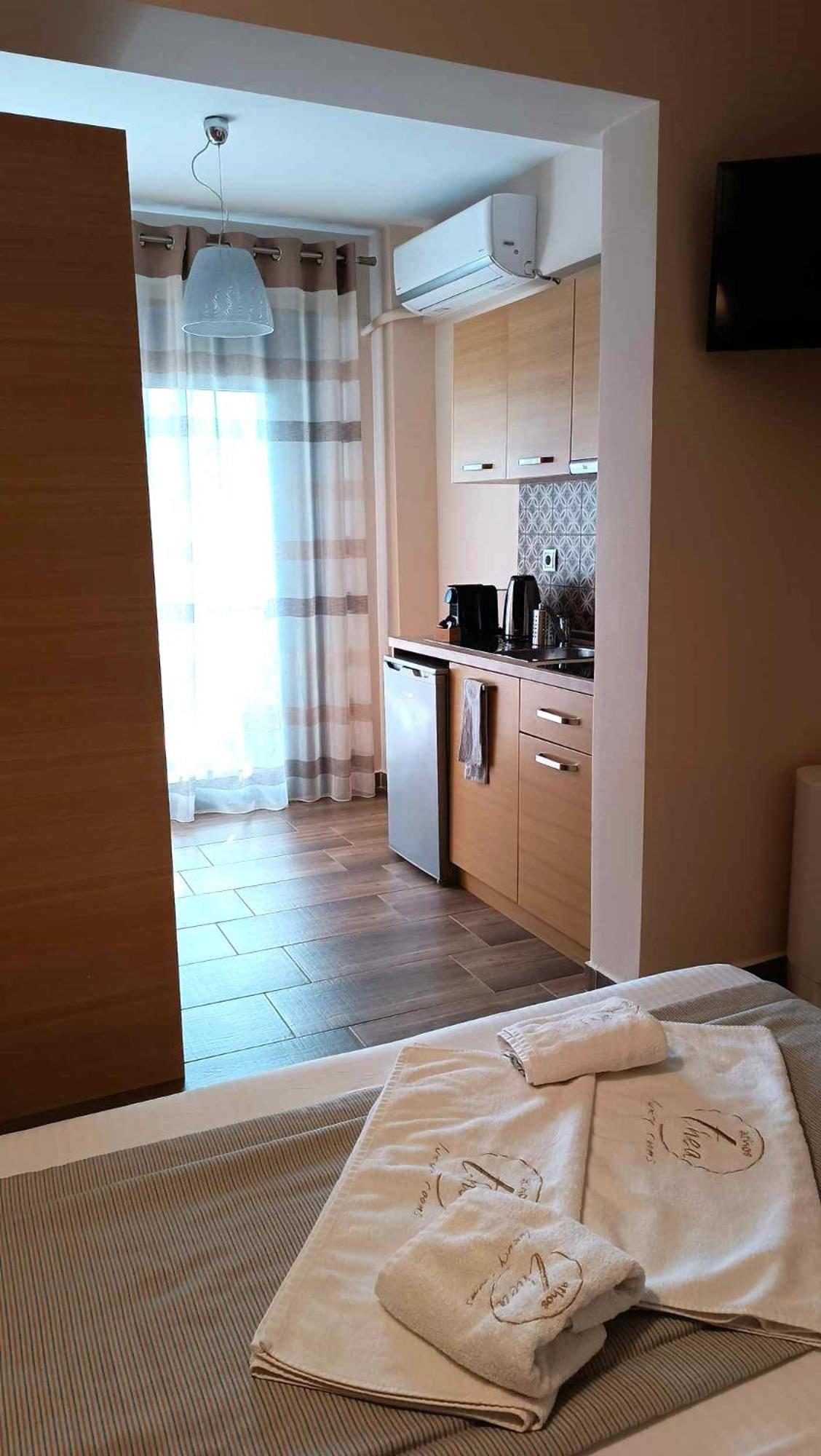 Athos Thea Luxury Rooms Сарті Екстер'єр фото